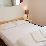 3 Bedroom, 3 Bathroom With Terrasse - Palma ליסבון