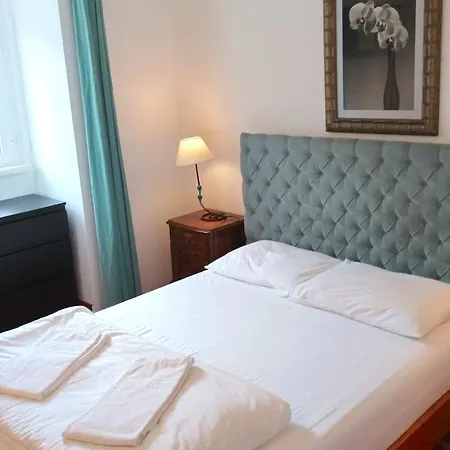 3 Bedroom, 3 Bathroom With Terrasse - Palma * Lisbon